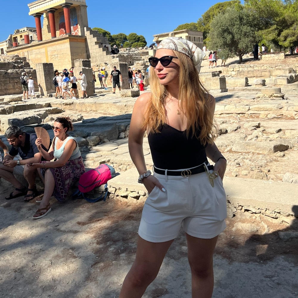 Meet your Posher, Katarina